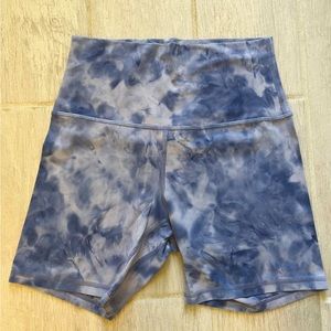 LULU LEMON align biker shorts